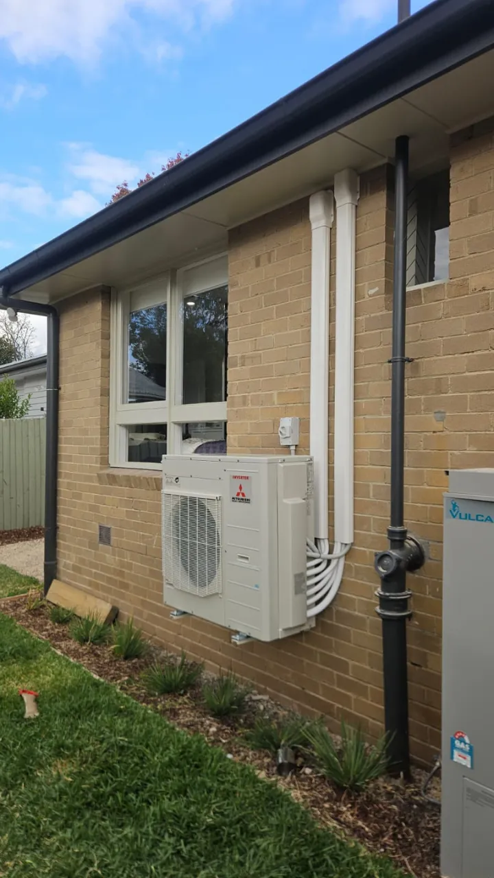 Split system air conditioning outdoor unit installation